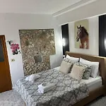 Kingsland Daire Ksamil