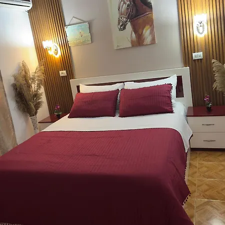 Kingsland Apartment