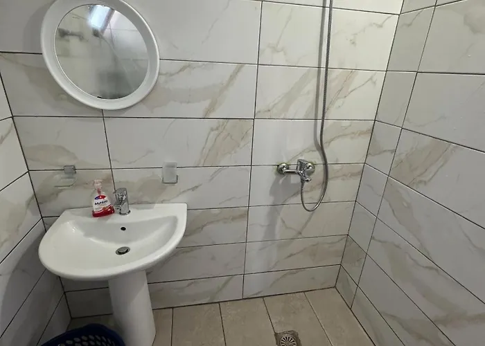 Kingsland Apartment *